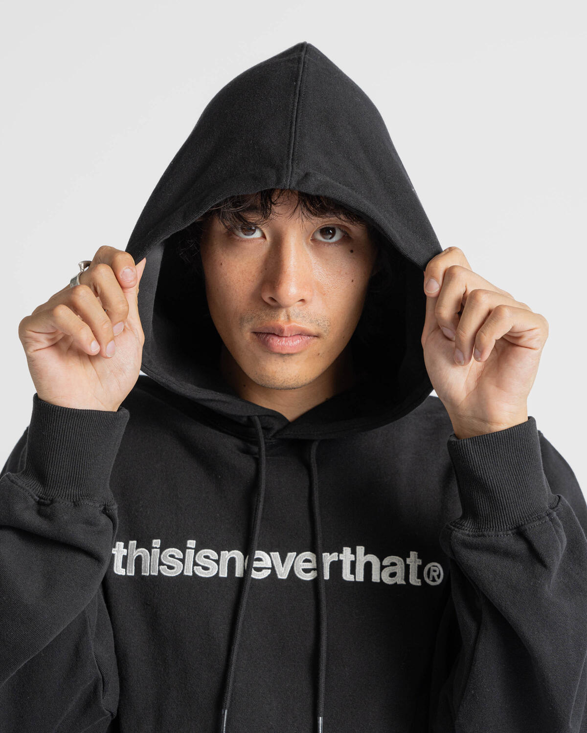 thisisneverthat T-Logo Hoodie | TN243TSWHO01-BLK | AFEW STORE